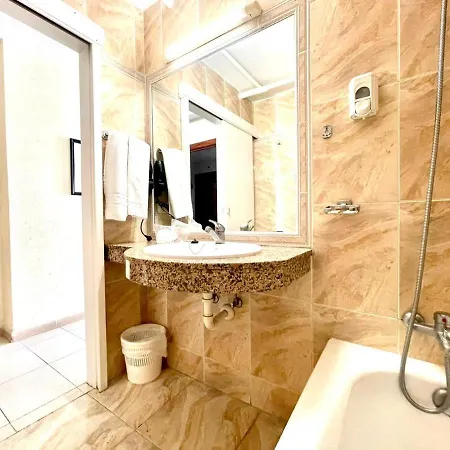 Bonito Estudio Con Wifi, Ac, Piscina En Puerto De La Cruz *